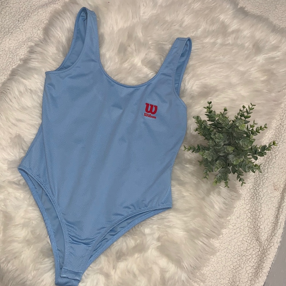 Traje de baño de forever21 marca Wilson medida L el color azul es viper cute ☀️
